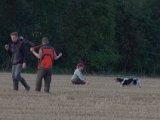 IMGP4072  indkald .. hjem og dygtig hund og Anne der fører Allans hund nu hvor han har foden i 'beton'