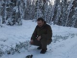 DSCF1875  Thord visar vargspor från i tisdags