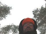 IMG 0970  Mellan dagarna..nu börjar snö igen..men vådt = klistrar på jakka o alt ..försökar gamle skogsväg igen