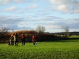 DSC05728  Hundefolk ved at langvej uden om ind mod tyskermosen