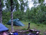DSC05337  det bliver nu møjvejr..hund på 3ben..humpet tilbage til lejren i løbet af 2-3timer