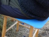 DSC03426  ild i røven har fået ny mening.. skammel med indlagt varmepude..da solen går nedad kommer aftenkøligheden