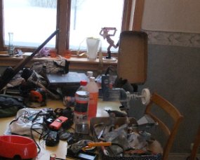 DSCF1097 Uden kvinder kan køkkenbordert bruges fornuftigt = arbejdsbord